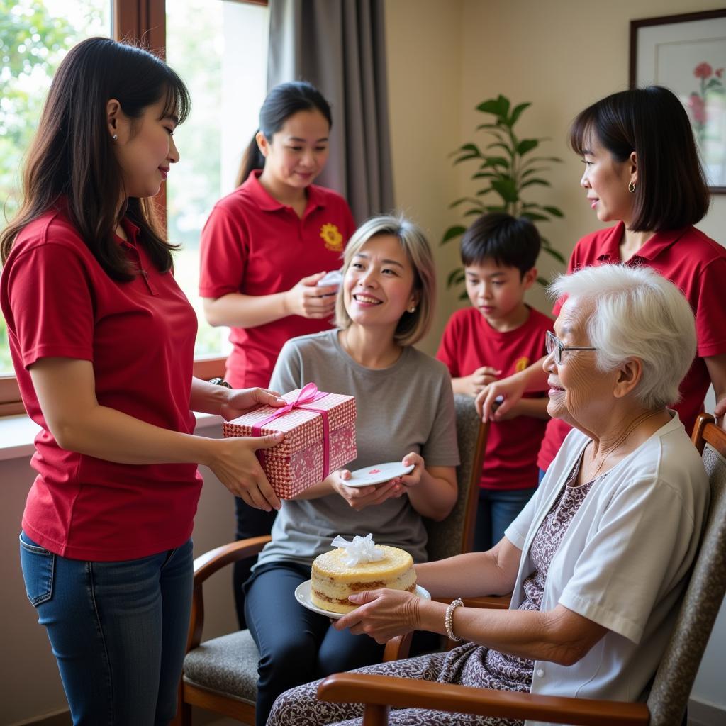 Du lịch thiện nhân tại Vũng Tàu, trao quà và thăm hỏi người già neo đơn